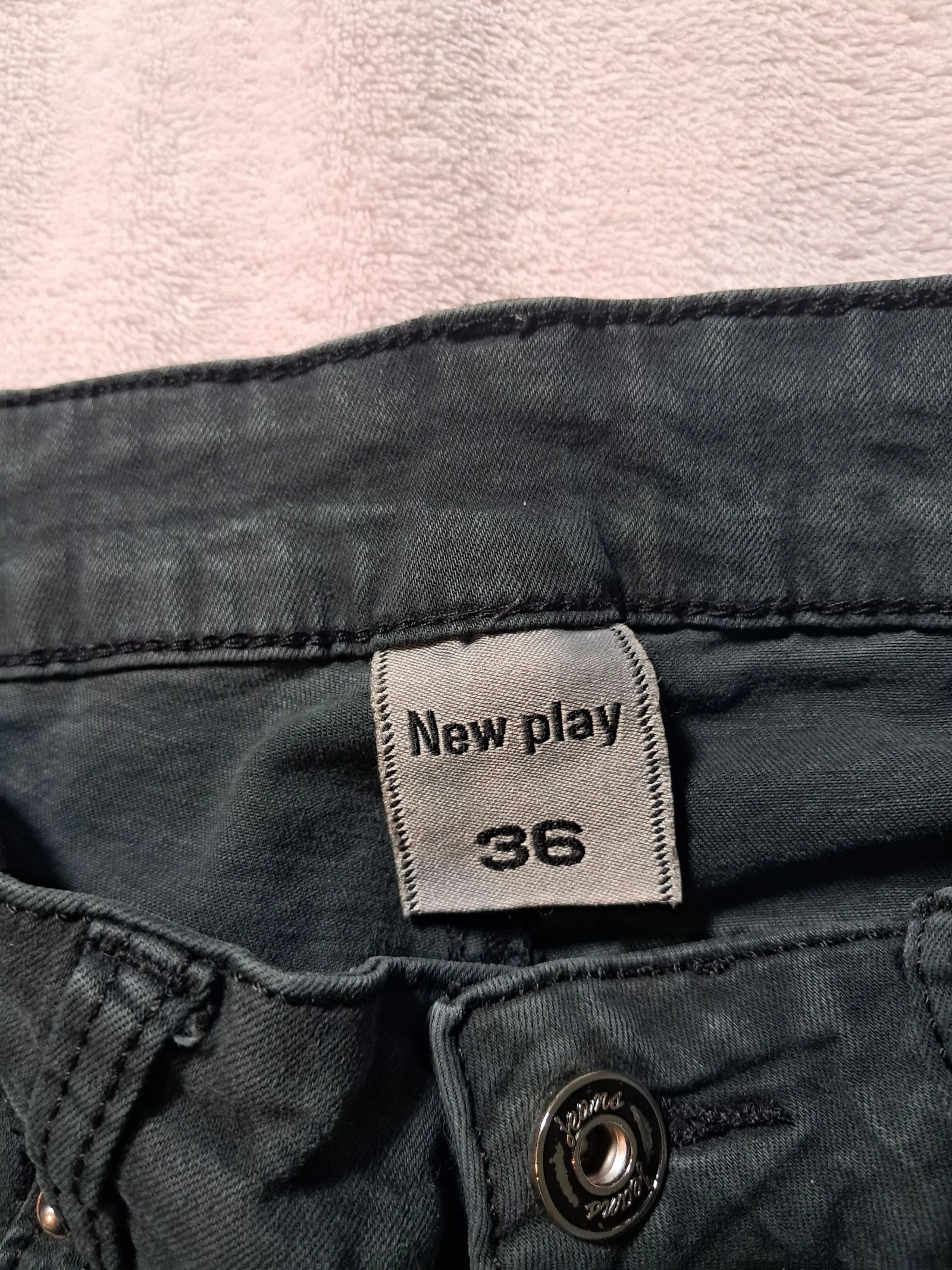 Lot de 4 jeans craqués différentes marques. Taille S – photo 8